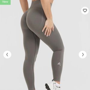 NEW Oner Active EFFORTLESS SEAMLESS LEGGINGS Ash Grey S or M Regular/Short Leng
